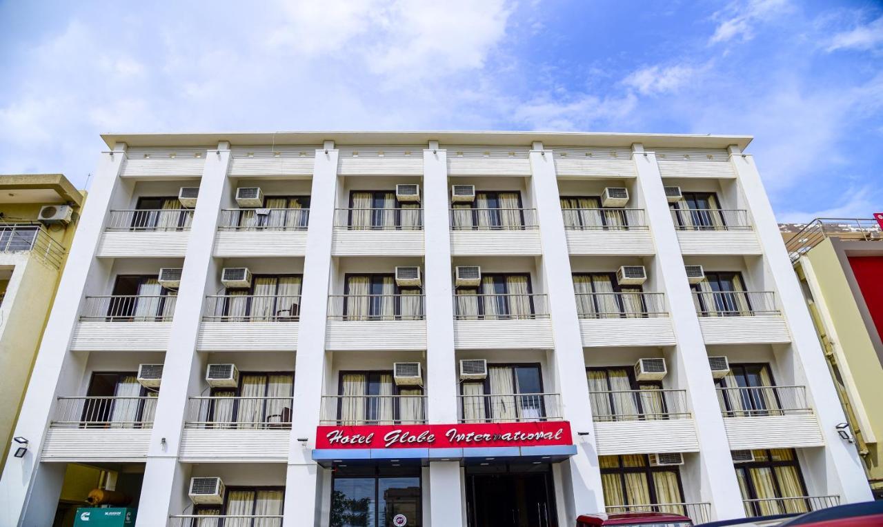 Treebo Trend Globe International Puri Hotel Exterior photo